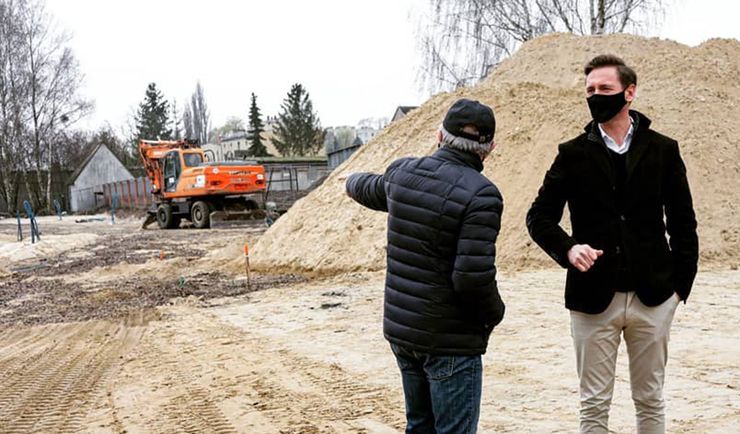 Zniszczona rzeka na Pomorzu. Spór koncernu z samorządem