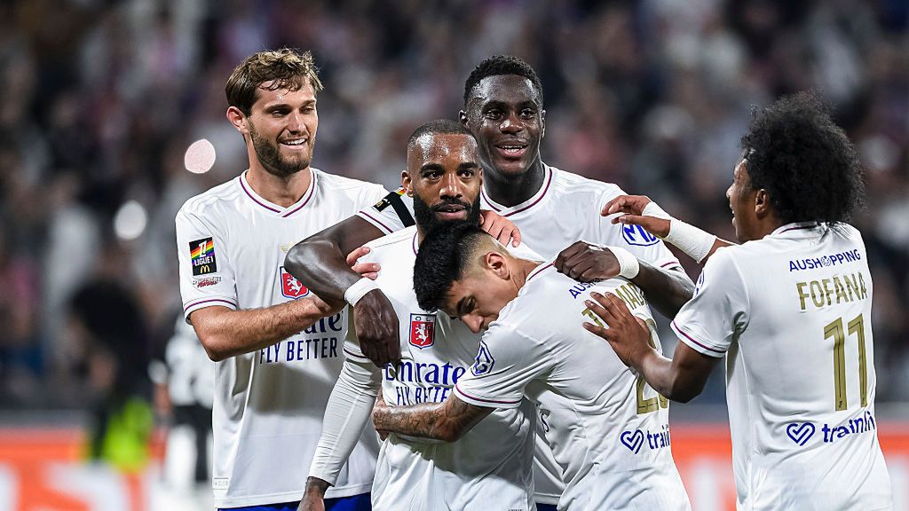 Getty Images / Eurasia Sport Images / Na zdjęciu: piłkarze Olympique'u Lyon