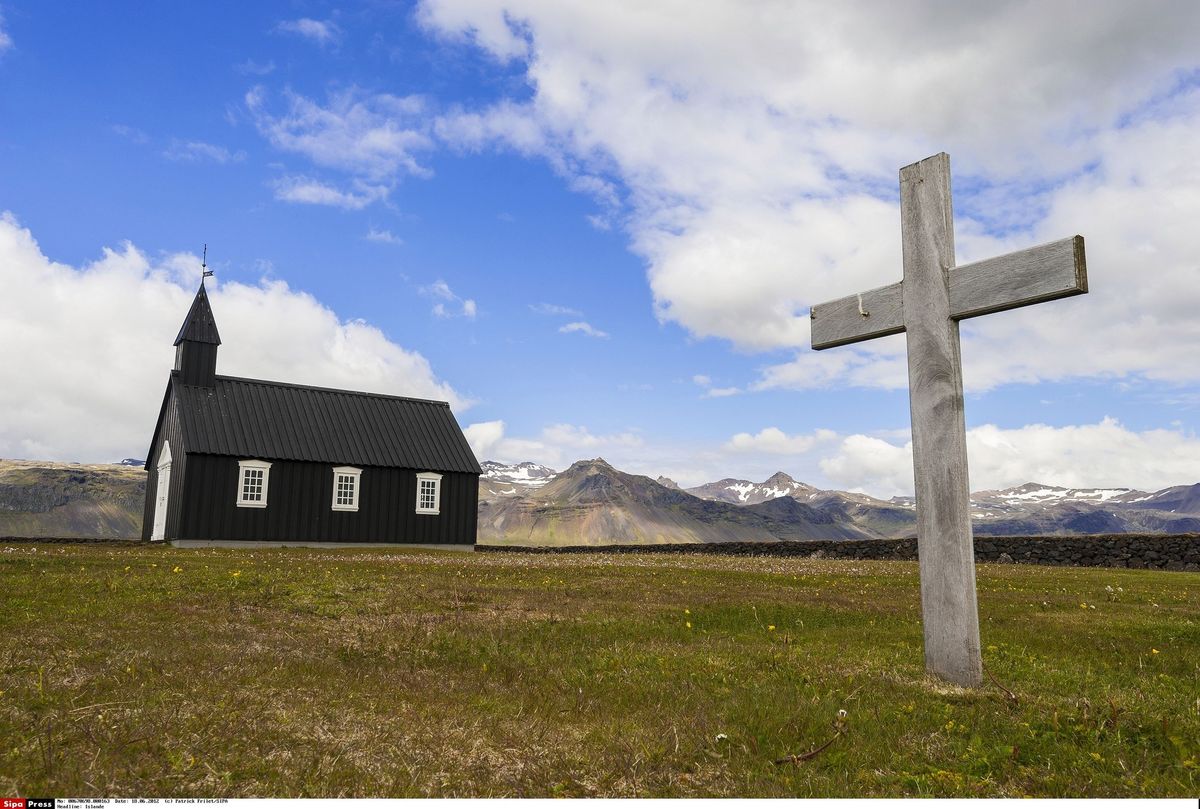 Ksiądz na Islandii: mamy tutaj siedmiuset wiernych. Dziewięciu na dziesięciu to Polacy