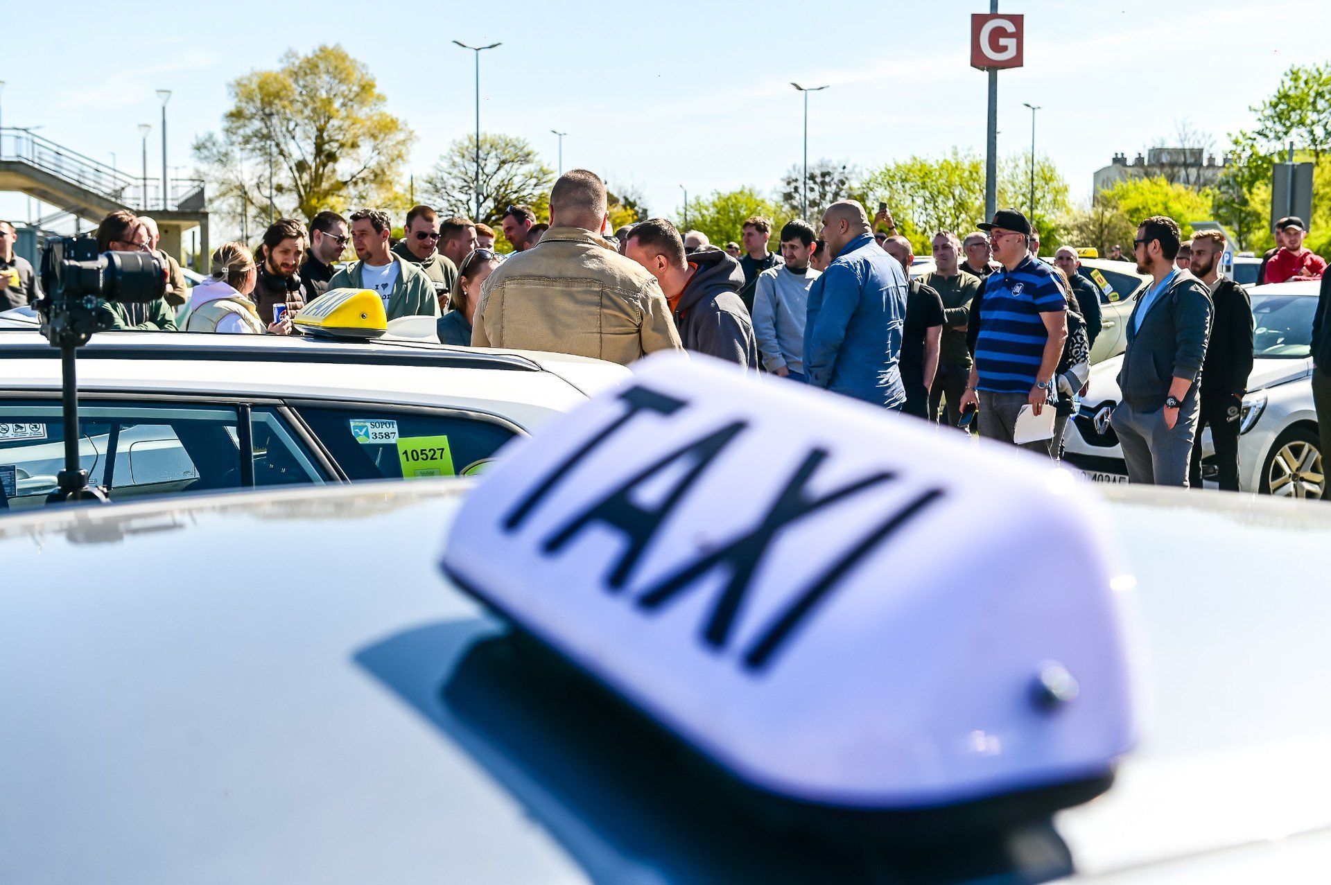 Projekt nowelizacji ustawy o transporcie drogowym przygotowany przez polityków PiS we współpracy ze NSZZ Solidarność Taksówkarzy Zawodowych, trafił do Sejmu na początku grudnia ub. roku.