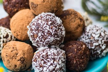 Wysokobiałkowe kulki mocy. Jem na drugie śniadanie i długo nie czuję głodu