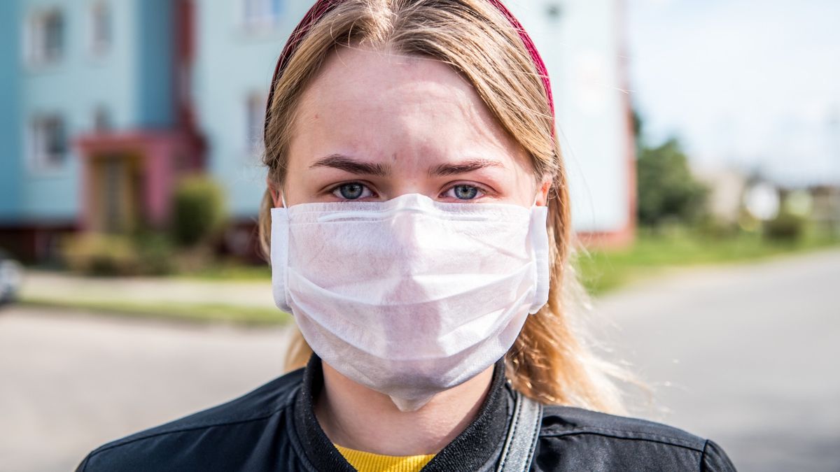 Od czwartku obowiązek zakrywania twarzy w przestrzeni publicznej