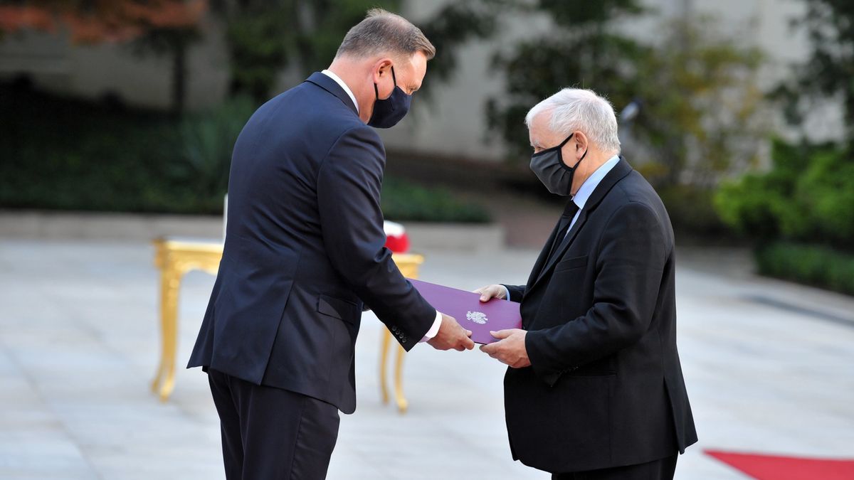 Jarosław Kaczyński bez rękawiczek