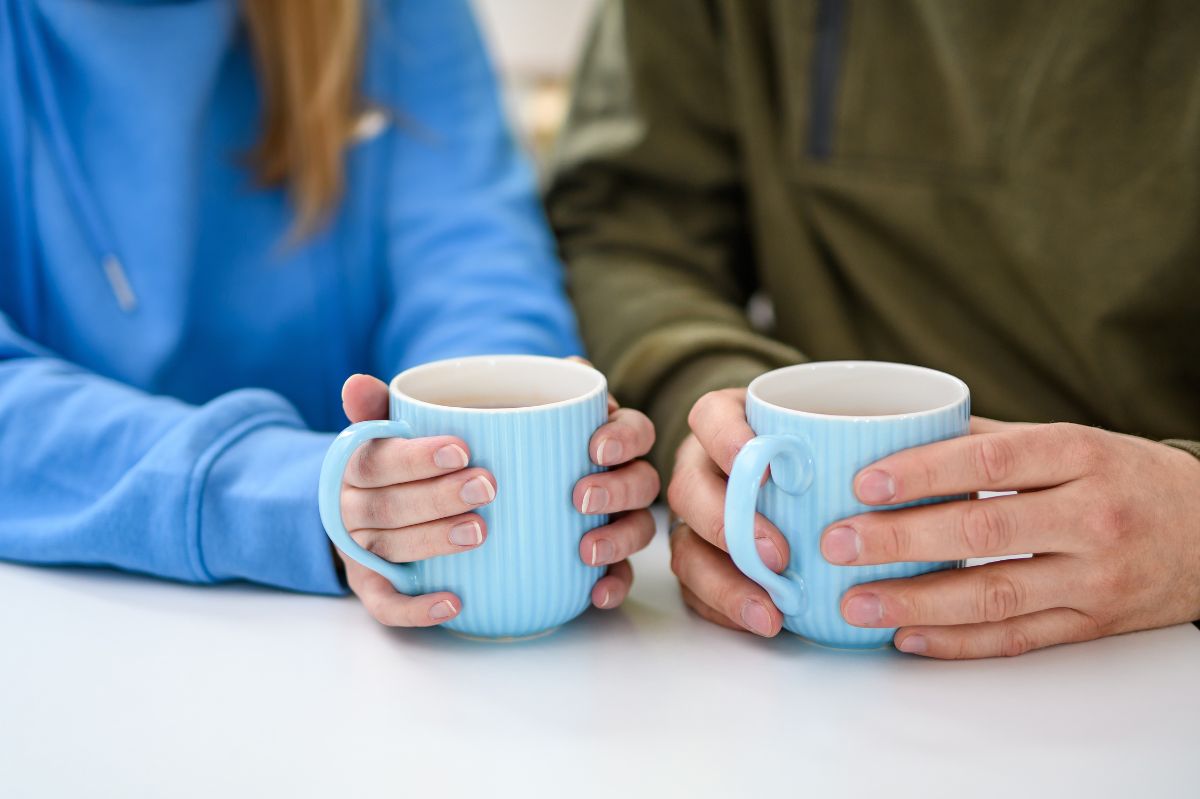 Colour of coffee cups can change the taste of your brew, study finds