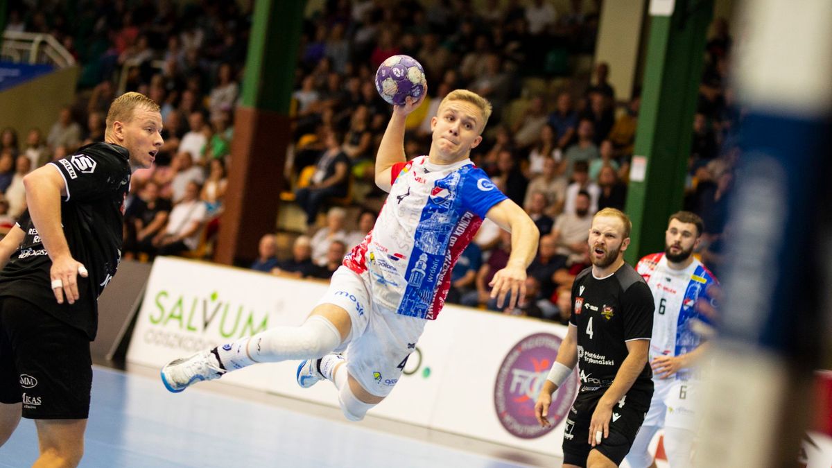 Materiały prasowe / Piotrkowianin Piotrków Trybunalski / Orlen Superliga / Piotr Jędraszczyk (Gwardia Opole) w akcji