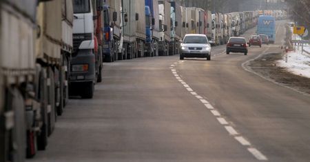 Finowie zamykają granicę dla rosyjskich i białoruskich ciężarówek