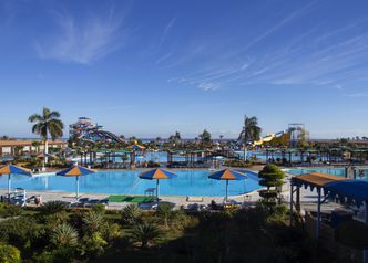 Brytyjczycy uciekają przed inflacją. Miesięczny urlop w Egipcie tańszy niż pobyt w domu