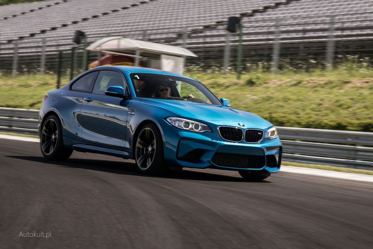 BMW M2 (2016)