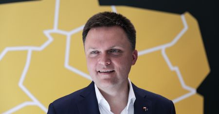 Szymon Hołownia ostro o opozycji. "Największy kryzys wizerunkowy od lat"