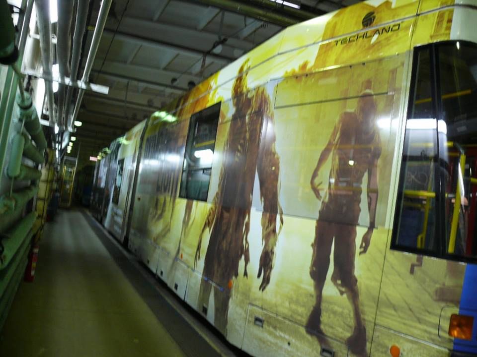 Zdjęcie dnia: Zombie na wrocławskim tramwaju. Świetna promocja Dying Light! 4