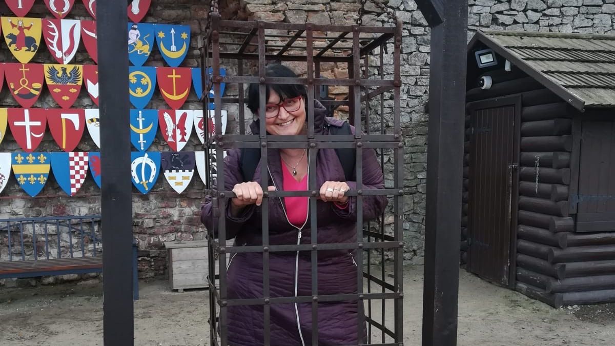 - Oprócz pieniędzy straciliśmy też dobrą zabawę, która mieliśmy z grupami. W zamku pilot po prostu musi wylądować w klatce - mówi Anita Ignasiak.