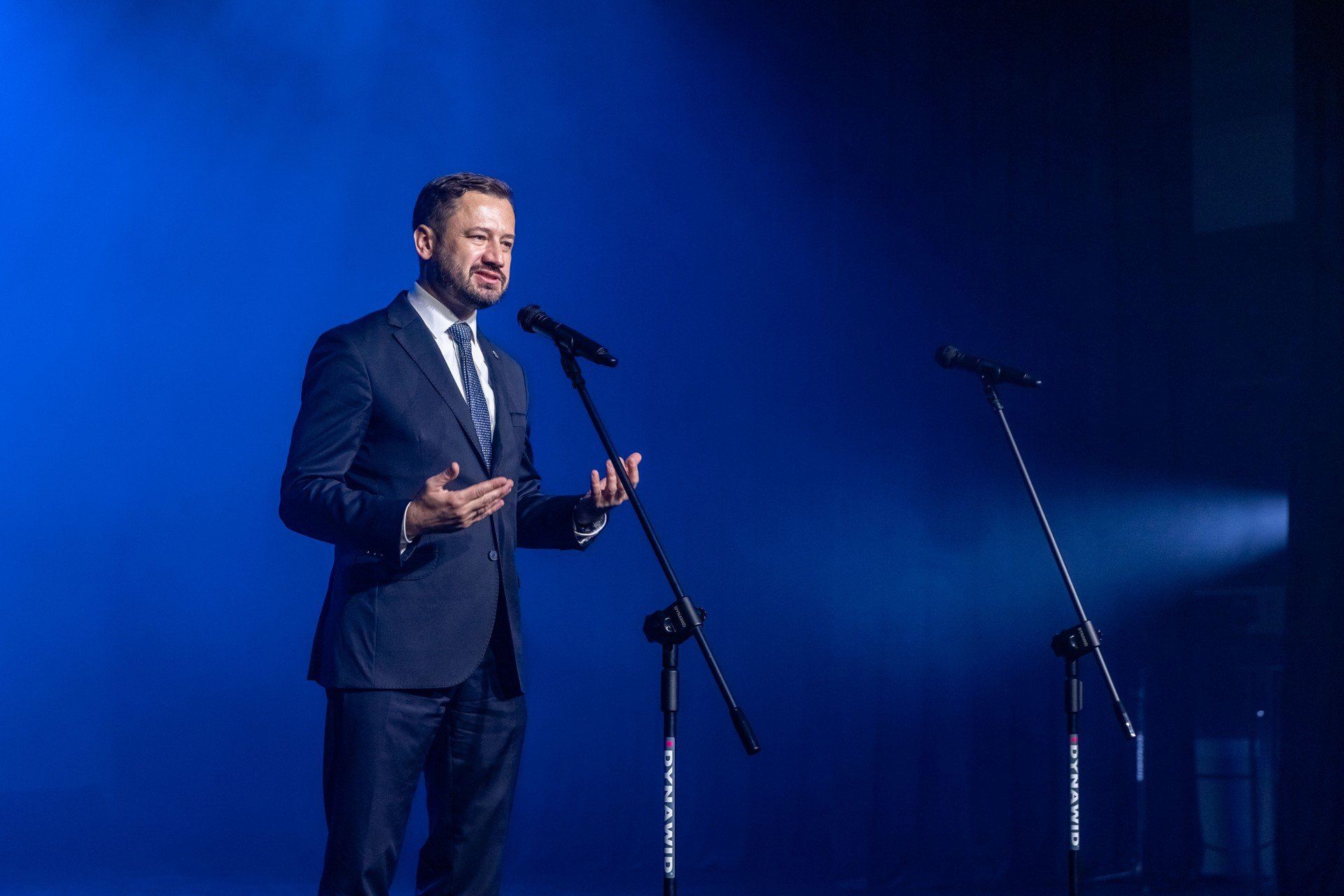 Uczniowie XXX LO mają od nowego roku szkolnego do dyspozycji nowoczesną halę widowiskowo-sportową