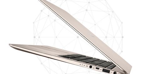 9 całkowicie szalonych sposobów na wydłużenie pracy laptopa