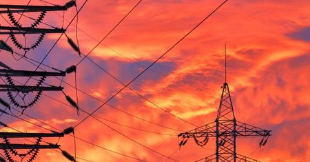 Jak oszczędzić na rachunkach za energię elektryczną? Prąd nie musi być drogi...