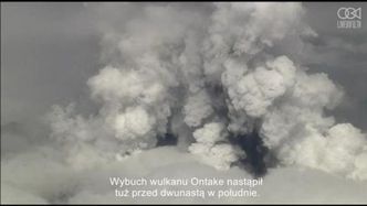 Wybuch wulkanu wyrzucił popiół wysoko w powietrze