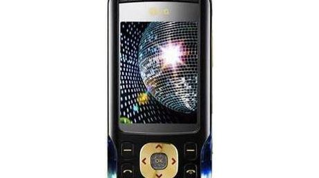 LG KC560 – świecąca błyskotka 1