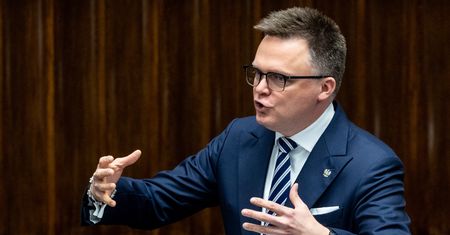 Hołownia chce euro w Polsce i rezygnacji z gotówki? "Czasy się zmieniły"