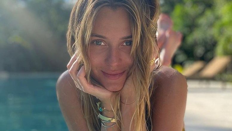 Marcelina Zawadzka pozuje w bikini