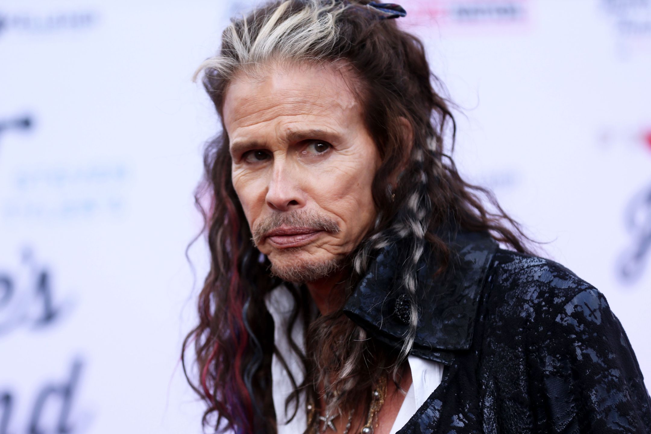 Steven Tyler oskarżony o napaść seksualną na nieletniej! Miał nakłonić 17-latkę do aborcji