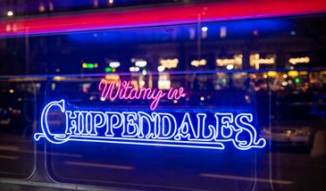 Wsiądź do roztańczonego autobusu, czyli "Witamy w Chippendales" w styczniu za darmo na ulicach Warszawy!