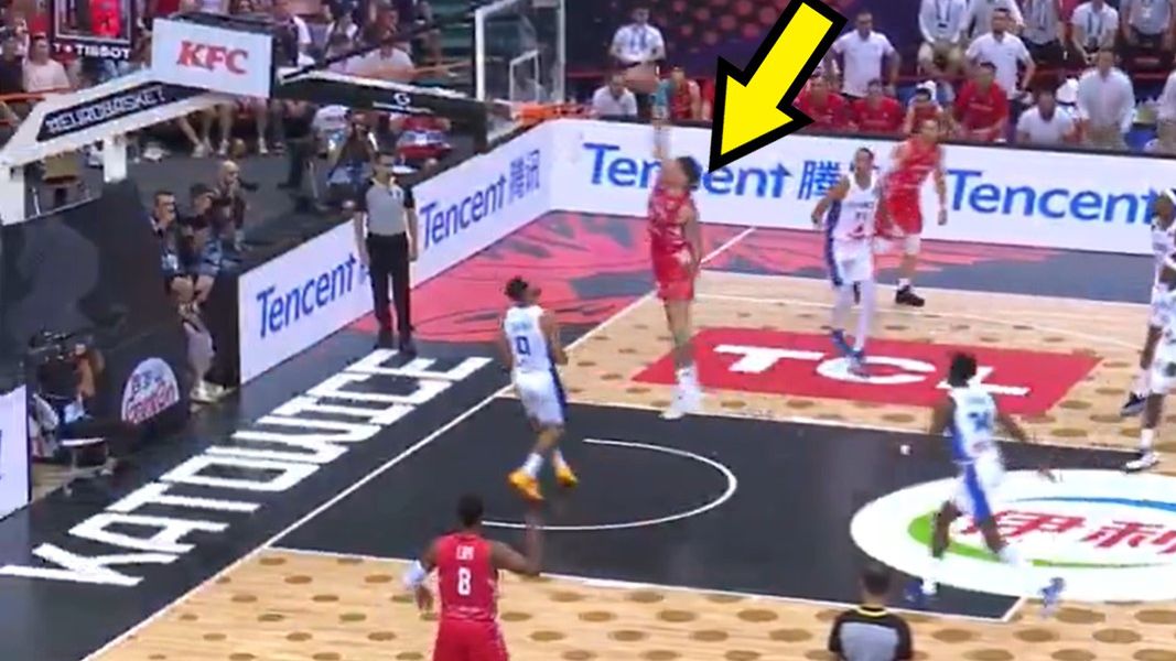 Twitter / FIBA EuroBasket / Wsad Olejniczaka