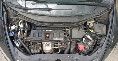 Silnik 1.8 i-VTEC (R18A2) Hondy to najlepszy współczesny silnik. Jakie ma typowe usterki i problemy?