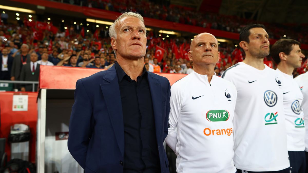 Na zdjęciu pierwszy od lewej: Didier Deschamps