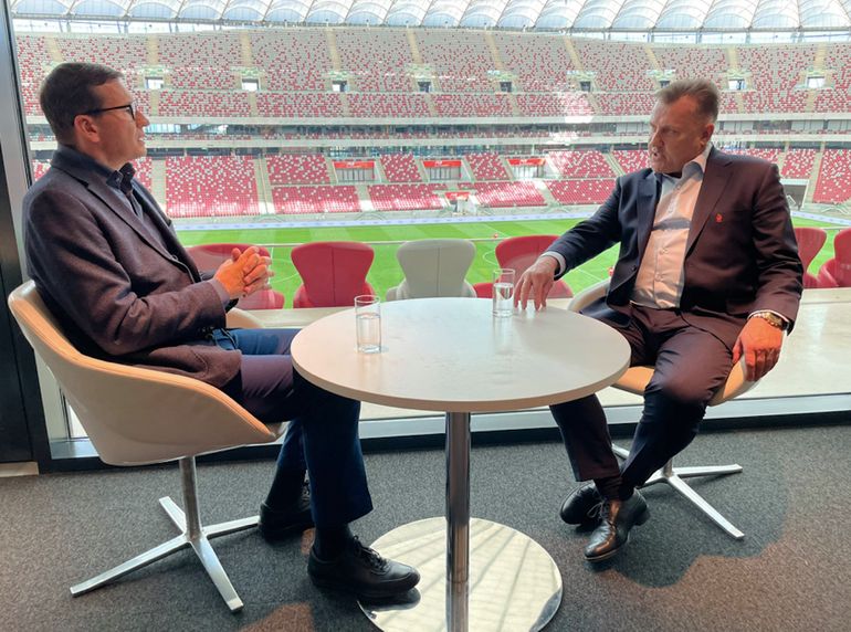 Premier Mateusz Morawiecki obiecał piłkarzom premię za wyjście z grupy na MŚ 2022