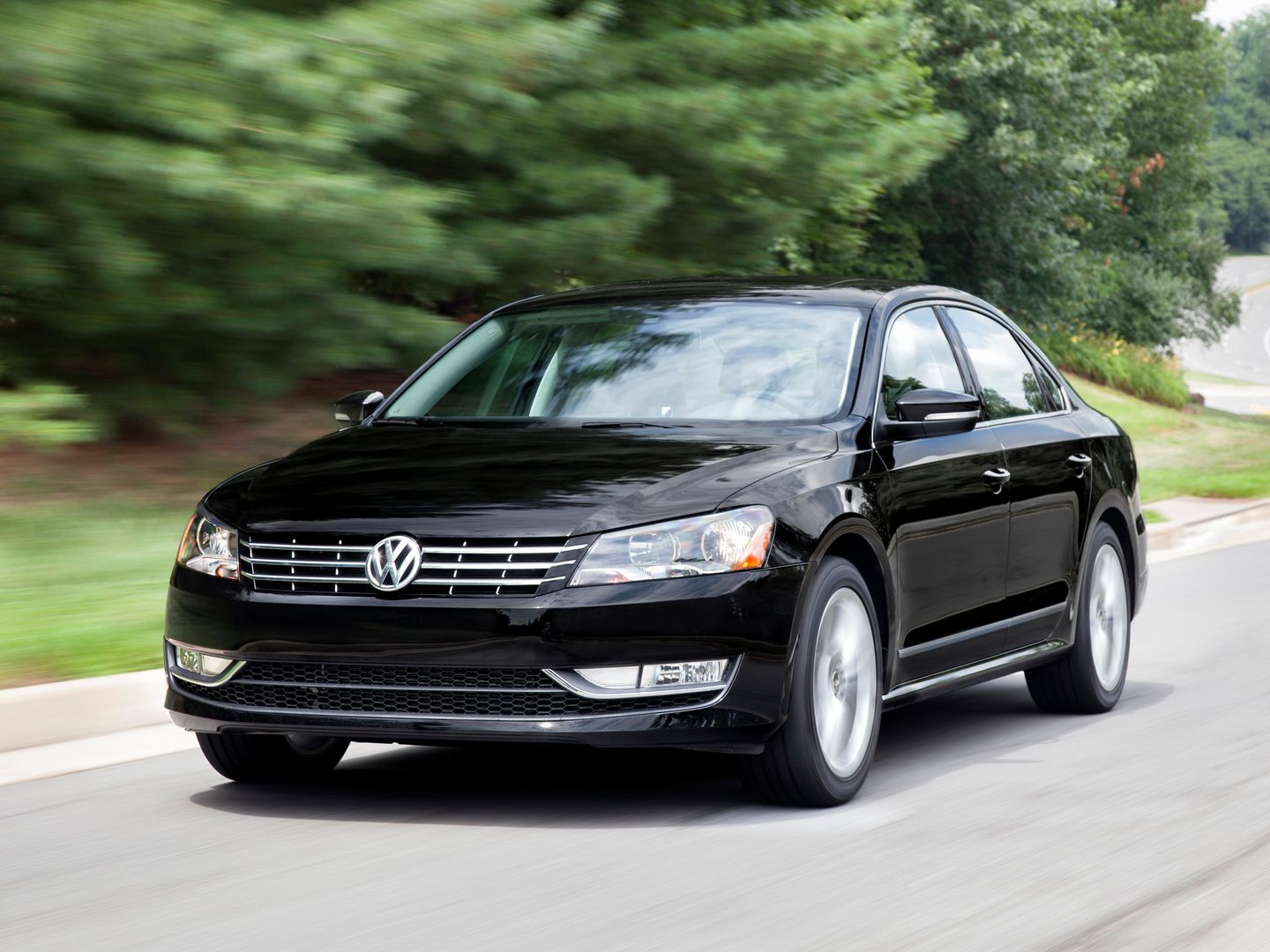 Volkswagen Passat NMS to ni pies (B7) ni wydra (B8), a produkowany na przełomie tych generacji