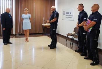 Chełm: Po 36 latach służby – dyżurny jednostki żegna się z mundurem