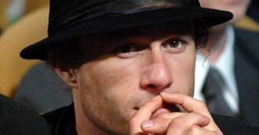 "Kupcy twierdzą, że tutaj nadal śmierdzi trupem"