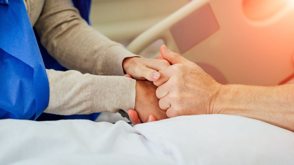 Szpital; pacjent; odwiedzający; rodzina