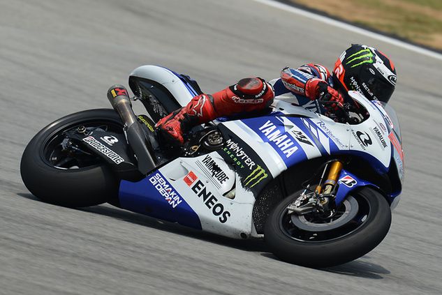 Jorge Lorenzo narzeka na nowe opony