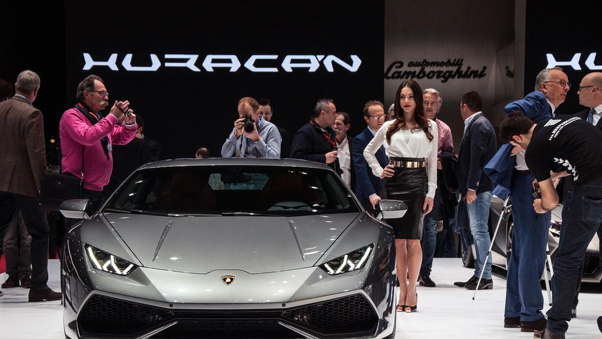 Lamborghini Huracán na salonie samochodowym w Genewie