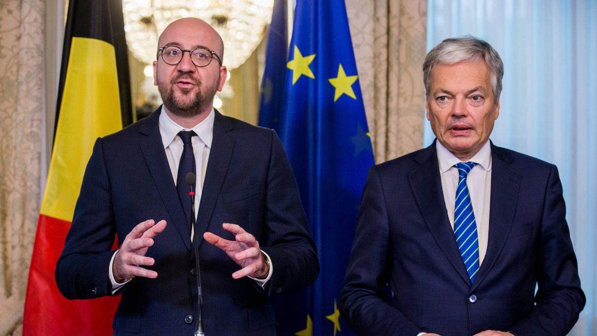 Belgijski premier Charles Michel i Didier Reynders, szef belgijskiego MSZ