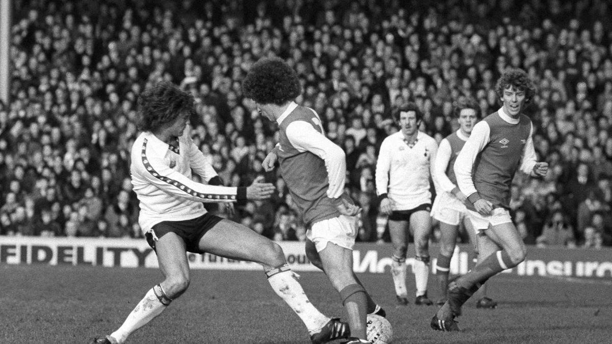 Getty Images /  PA Images via Getty Images / Archiwalny mecz Boxing Day między Arsenalem a Tottenhamem 