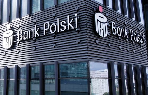 PKO Bank Polski szuka kolejnych agencji, także do wideo