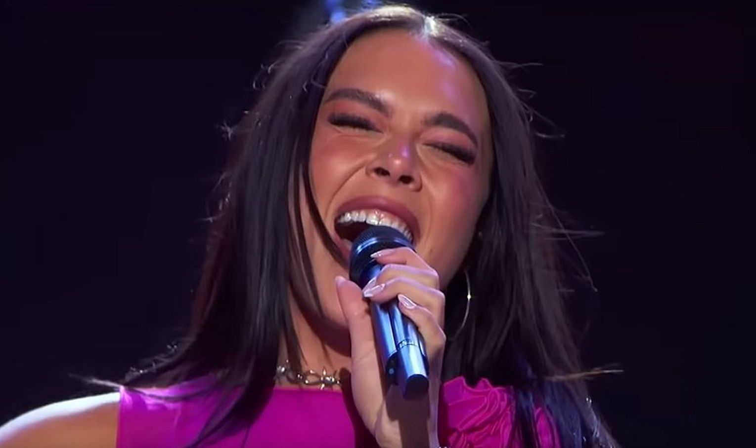 Kaeyra daje fenomenalne występy w "American Idol"
