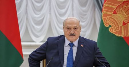 Łukaszenka straszy bombą atomową. I powołuje się na przykład Ukrainy