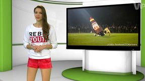 #dziejesiewsporcie: Piłkarz sfaulował maskotkę i zobaczył czerwoną kartkę