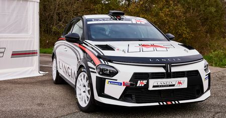 Lancia wraca do rajdów. Właśnie pokazała Ypsilona Rally 4 HF