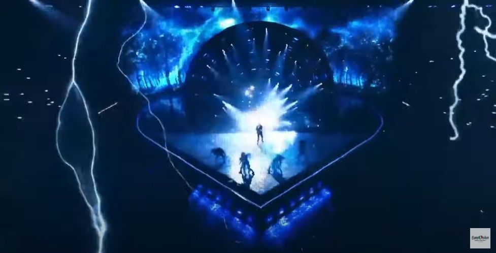 Krystian Ochman chwalony za występ na Eurowizji. Skrytykowano jednak oprawę wizualną i efekty 