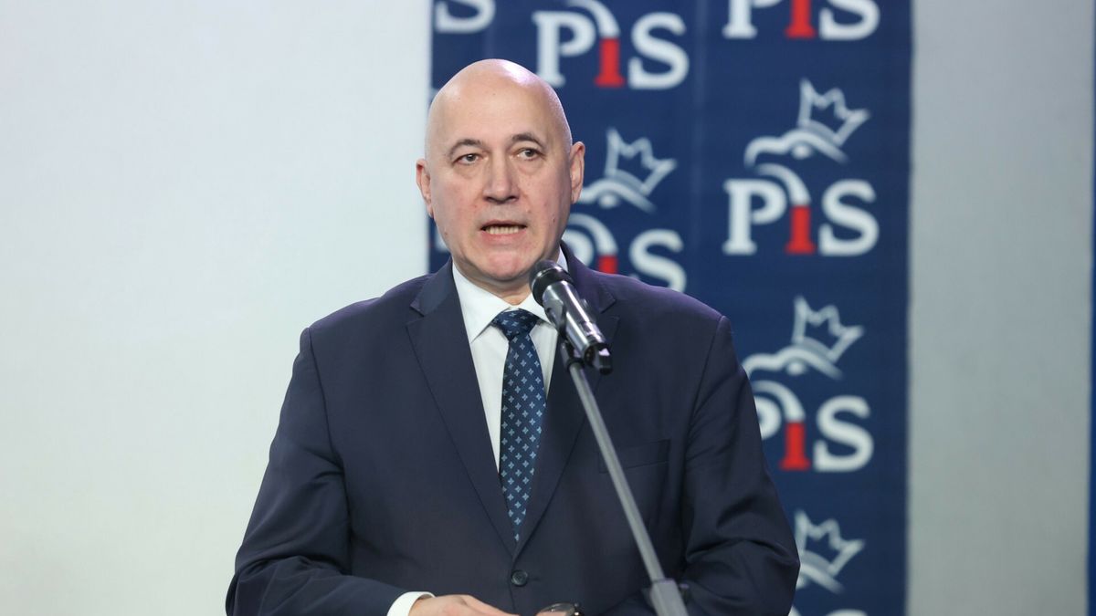 Konferencja premiera Morawieckiego w siedzibie PiS02.01.2023 Warszawa, Konferencja prasowa Mateusza Morawieckiego, Fot. Tomasz Jastrzebowski/REPORTERn/z: Joachim BrudzinskiTomasz Jastrzebowski/REPORTER