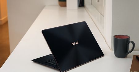 ASUS ZenBook S to przepiękny laptop, który spełnia wojskową normę wytrzymałości