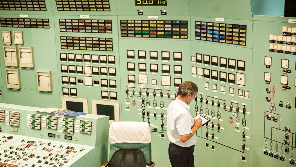 A Look Inside Hungary's PAKS Nuclear Power Plant
Bloomberg
eu, e.u., emea