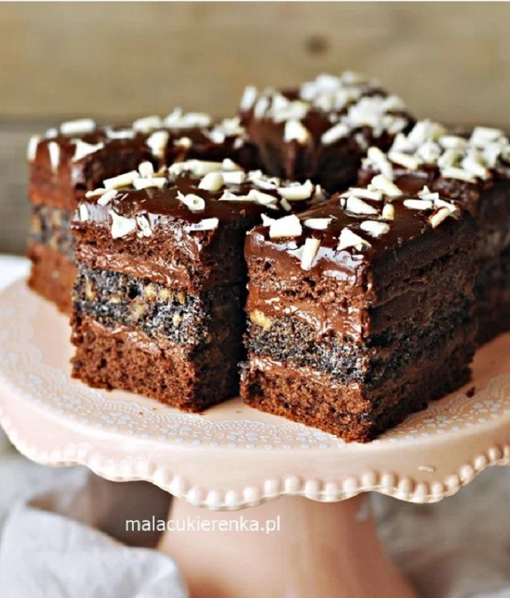 Ciasto z makiem i krówką. Tak pyszne, że trudno się oprzeć Przepis