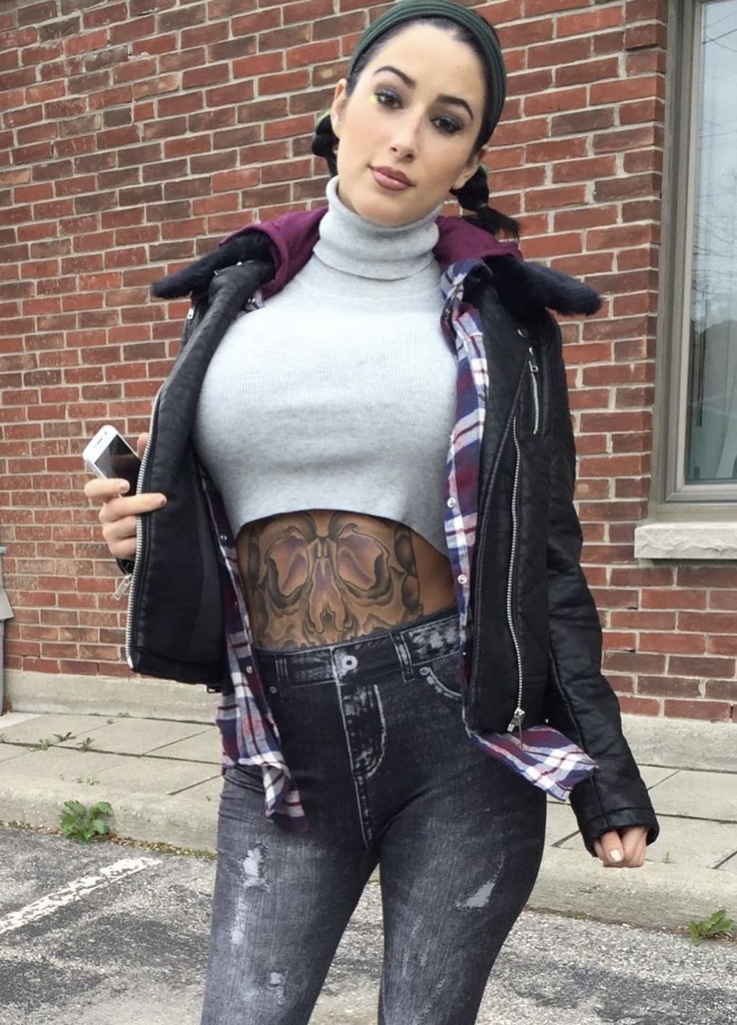 Uzależniona od operacji influencerka Maria Magdalena chwali się metamorfozą i dumnie ogłasza, że ma "najgrubszą pochwę na świecie"