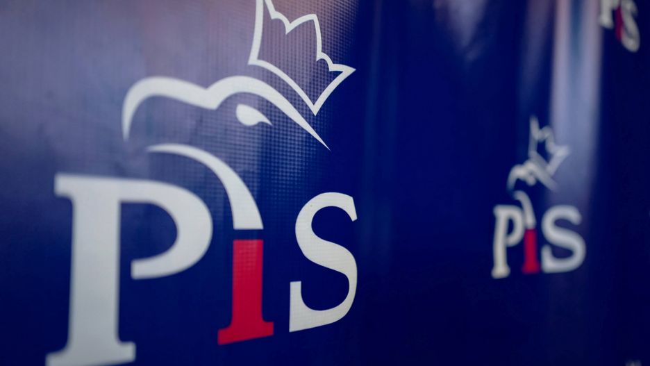 PiS
