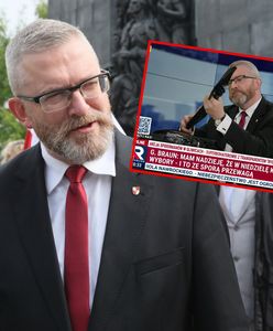 Braun nagle wyciągnął łopatę. "Zostawiam dla pana Nawrockiego"