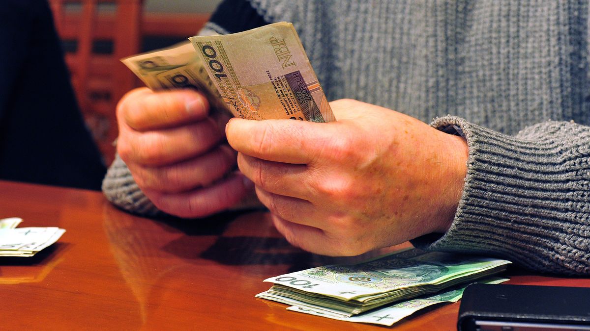 Firmy pożyczkowe alarmują: nie ufaj firmom proponującym "odddłużenie".